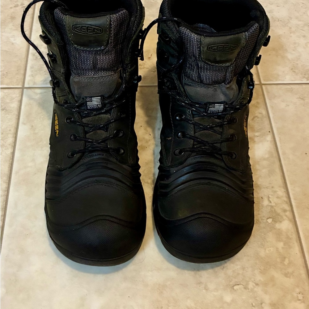 KEEN Men's Portland Boots